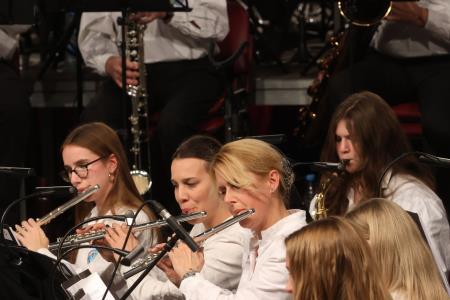 STOLETJE NAVDIHA 50. božično novoletni koncert Godbe Cerknica 69 Foto Ljubo Vukelič